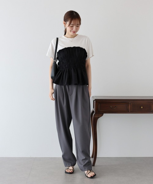 BLUEEAST(ブルーイースト)の「シャーリングビスチェドッキングTシャツ(Tシャツ/カットソー・レディース・ベージュ/ブラック/ブルー系・MEDIUM)」の18枚目の写真