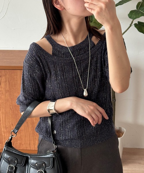 MUHET（ミュエータ）の「2 way glitter layered-look knit t-shirt / ラメレイヤード風ニットTシャツ（Tシャツ/カットソー・レディース・グレー/ネイビー・FREE）」の21枚目の写真