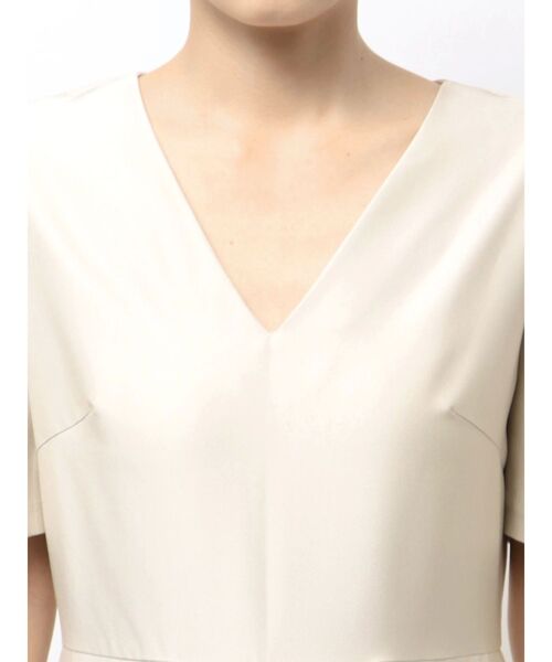 ELENDEEK(エレンディーク)の「センタータックオールインワン(つなぎ/オールインワン・レディース・ベージュ/ブラック・02/01)」の17枚目の写真