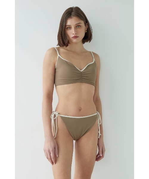 ALEXIA STAM（アリシアスタン）の「Mary Jane /エトレコラボ上下セットビキニ（水着・レディース・ライトブラウン・M/S/L）」の5枚目の写真