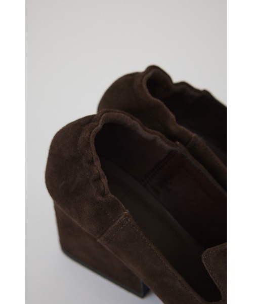 RIM.ARK(リムアーク)の「Suede square toe heel スエードスクエアトゥヒール(パンプス・レディース・ブラック/ブラウン・36/37/38/39)」の14枚目の写真