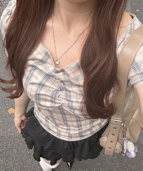 Another Branch olive des olive（アナザーブランチオリーブデオリーブ）の「【＠may_81oセレクト】テレコドロストギャザーT（Tシャツ/カットソー・レディース・ブラウン系その他/レッド/ベージュ系その他/ネイビー/オートミール/ドット・FREE）」の22枚目の写真