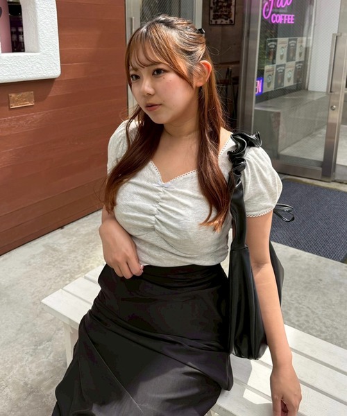 Another Branch olive des olive（アナザーブランチオリーブデオリーブ）の「【＠may_81oセレクト】テレコドロストギャザーT（Tシャツ/カットソー・レディース・ブラウン系その他/レッド/ベージュ系その他/ネイビー/オートミール/ドット・FREE）」の3枚目の写真