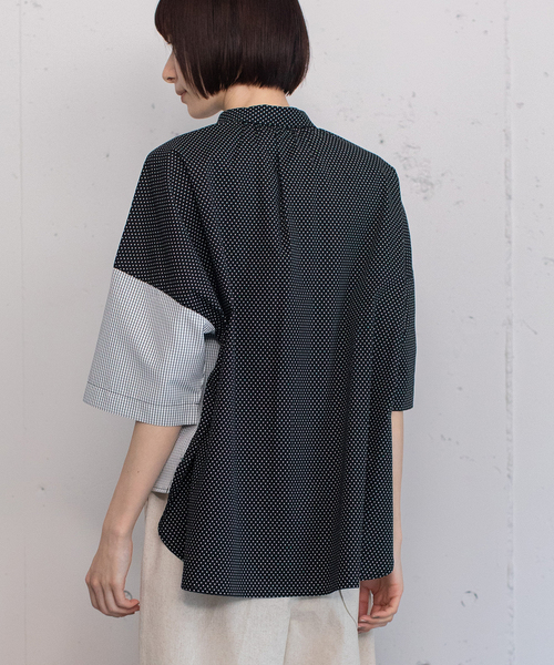 POU DOU DOU（プードゥドゥ）の「異素材ミックスボックスシャツ（シャツ/ブラウス・レディース・ブラック/オフホワイト/ブルー・M）」の6枚目の写真