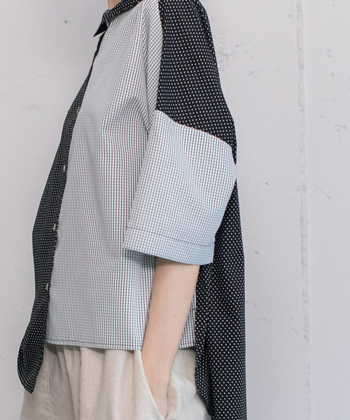 POU DOU DOU（プードゥドゥ）の「異素材ミックスボックスシャツ（シャツ/ブラウス・レディース・ブラック/オフホワイト/ブルー・M）」の15枚目の写真