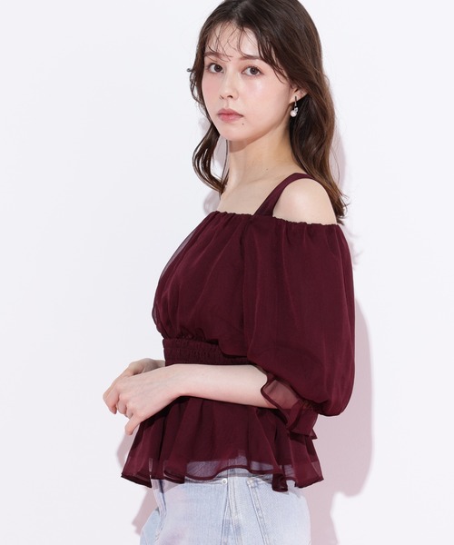 JILL by JILL STUART(ジルバイジルスチュアート)の「◇楊柳オフショルパフブラウス(シャツ/ブラウス・レディース・ホワイト/グリーン/ボルドー・FREE)」の5枚目の写真