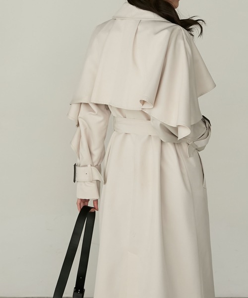 Cherir Mignon（シェリルミニョン）の「【Cherir Mignon】- Silhouette Couture -マルチウェイフリルヨークロングトレンチコート（トレンチコート・レディース・アイボリー/ブラック/ベージュ・S/M）」の14枚目の写真
