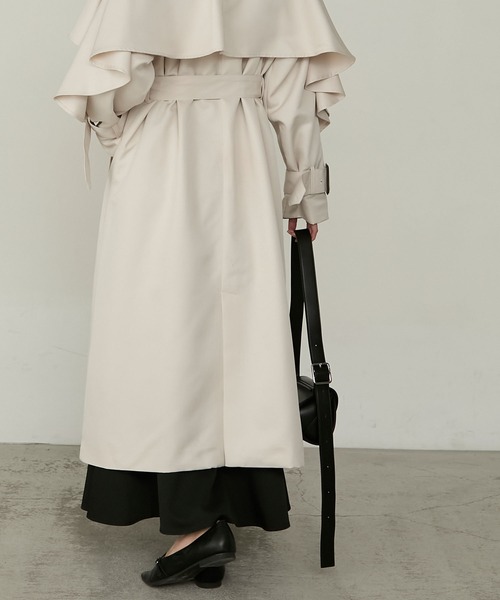 Cherir Mignon（シェリルミニョン）の「【Cherir Mignon】- Silhouette Couture -マルチウェイフリルヨークロングトレンチコート（トレンチコート・レディース・アイボリー/ブラック/ベージュ・S/M）」の17枚目の写真