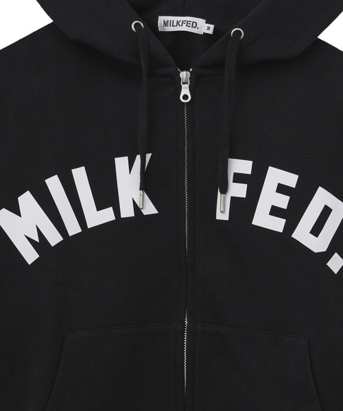 MILKFED.（ミルクフェド）の「ARCH LOGO ZIP UP HOODIE（パーカー・レディース・ブラック/ネイビー/オフホワイト・M/L）」の15枚目の写真