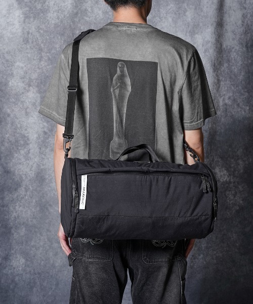 MAKAVELIC（マキャベリック）の「Cloud 3way Boston Bag（ボストンバッグ・メンズ・ダークネイビー/カーキ・ONESIZE）」の2枚目の写真