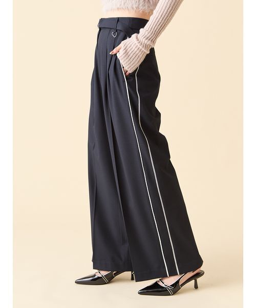 LILY BROWN（リリーブラウン）の「ハートチャームサイドラインパンツ（その他パンツ・レディース・グレー/ブラウン/ネイビー・0/1）」の3枚目の写真