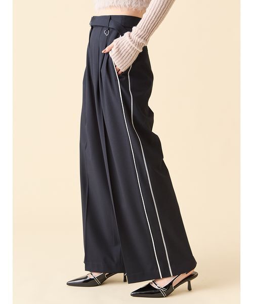 LILY BROWN（リリーブラウン）の「ハートチャームサイドラインパンツ（その他パンツ・レディース・グレー/ブラウン/ネイビー・0/1）」の8枚目の写真