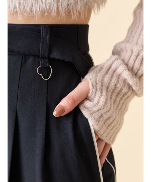 LILY BROWN（リリーブラウン）の「ハートチャームサイドラインパンツ（その他パンツ・レディース・グレー/ブラウン/ネイビー・0/1）」の12枚目の写真