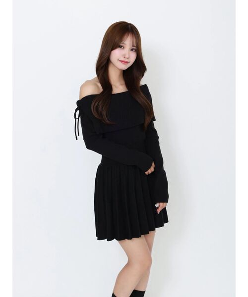 EATME（イートミー）の「BACKレースアップワンショルニットワンピース（ワンピース・レディース・ブラック/ネイビー/ブラウン/キャメル・FREE）」の9枚目の写真