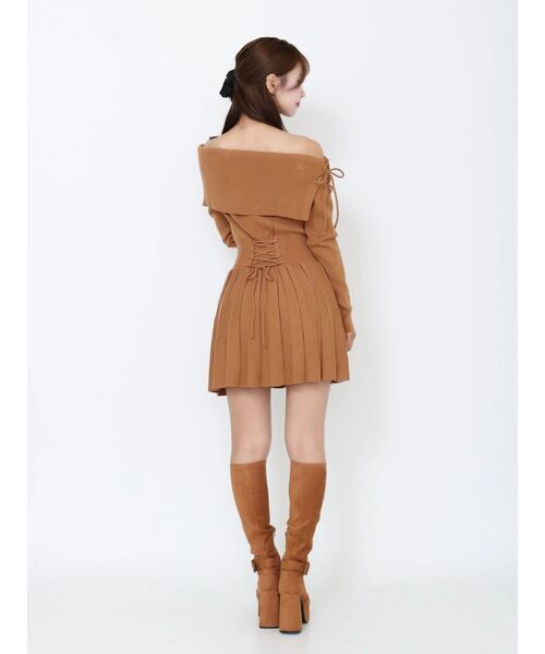 EATME（イートミー）の「BACKレースアップワンショルニットワンピース（ワンピース・レディース・ブラック/ネイビー/ブラウン/キャメル・FREE）」の17枚目の写真