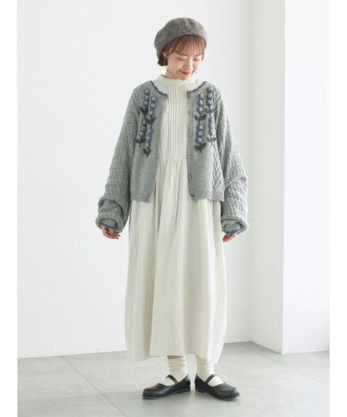 セール】【WEB限定 Sサイズ】アンティーク風ブローチ付きワンピース