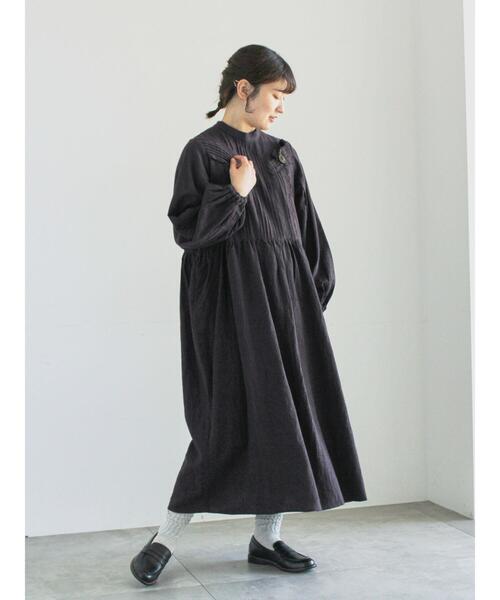 セール】【WEB限定 Sサイズ】アンティーク風ブローチ付きワンピース