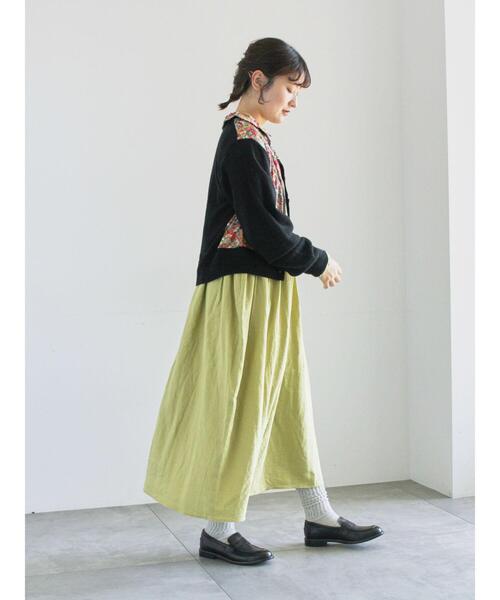 TSUHARU by Samansa Mos2（ツハルバイサマンサモスモス）の「【WEB限定 Sサイズ】アンティーク風ブローチ付きワンピース（ワンピース・レディース・チャコールグレー/イエロー/ベージュ・S/M）」の15枚目の写真