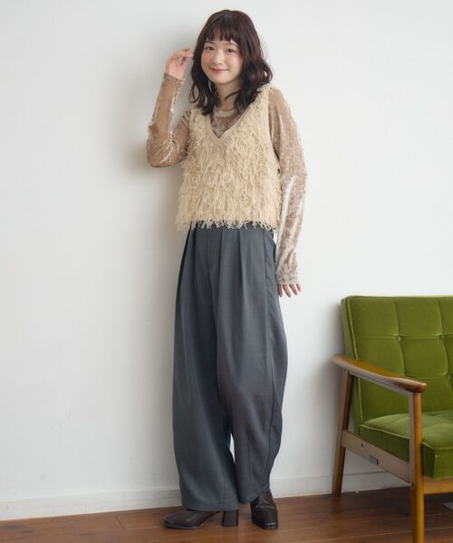 RETRO GIRL(レトロガール)の「ループNTベスト(ニット/セーター・レディース・ブラウン/ナチュラル/ブラック・FREE)」の4枚目の写真