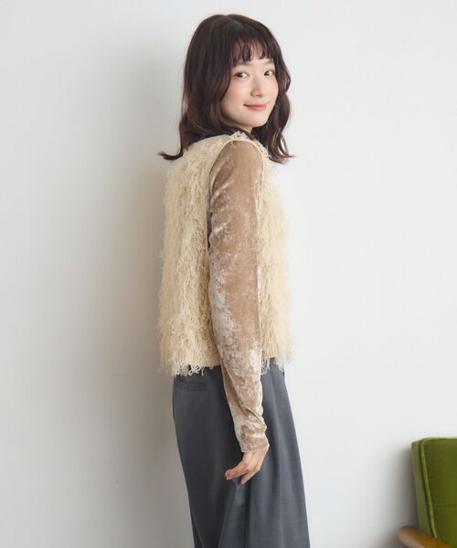 RETRO GIRL(レトロガール)の「ループNTベスト(ニット/セーター・レディース・ブラウン/ナチュラル/ブラック・FREE)」の6枚目の写真