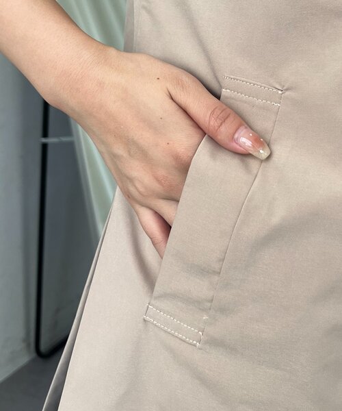 prose verse(プロズヴェール)の「トレンチライクジレ(ベスト・レディース・ベージュ/ブラック・LARGE/MEDIUM)」の10枚目の写真