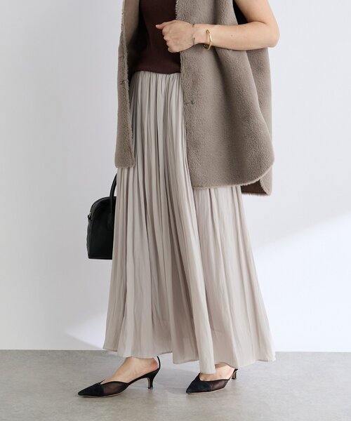 RIVE DROITE(リヴドロワ)の「【上品なシルエット】割繊ギャザースカート(スカート・レディース・カーキ/グレイッシュベージュ/ブラウン/ブラック・38/36)」の21枚目の写真