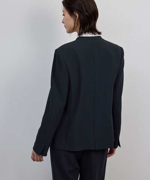 ROPE'(ロペ)の「トリアセダブルクロス Vネックジャケット/イージーケア・セットアップ対応・25AW(ノーカラージャケット・レディース・ネイビー・38/36/40)」の3枚目の写真