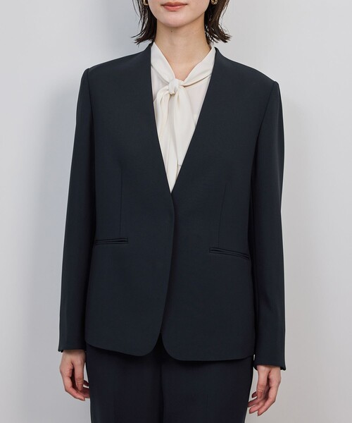 ROPE'(ロペ)の「トリアセダブルクロス Vネックジャケット/イージーケア・セットアップ対応・25AW(ノーカラージャケット・レディース・ネイビー・38/36/40)」の6枚目の写真