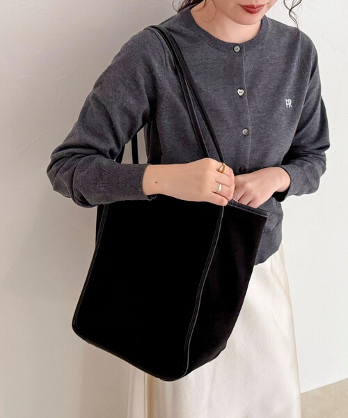 fredy emue(フレディエミュ)の「【VELETTO /ベロット】パイピングスエードトートポーチ付バッグ(トートバッグ・レディース・ブラウン/ブラック・FREE)」の1枚目の写真