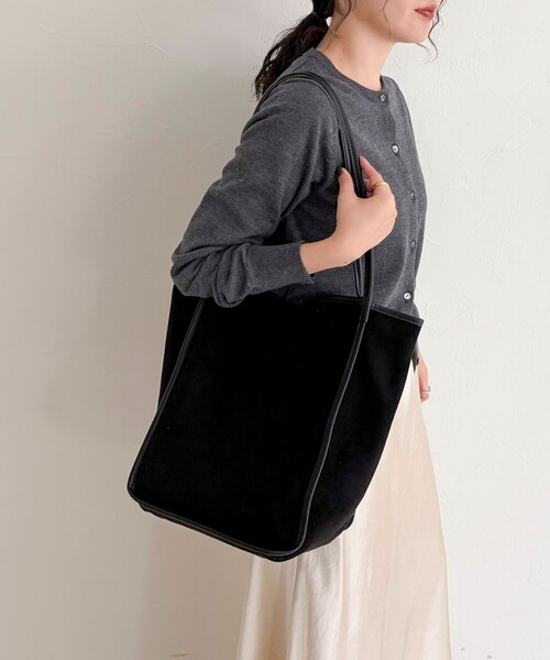 fredy emue(フレディエミュ)の「【VELETTO /ベロット】パイピングスエードトートポーチ付バッグ(トートバッグ・レディース・ブラウン/ブラック・FREE)」の11枚目の写真