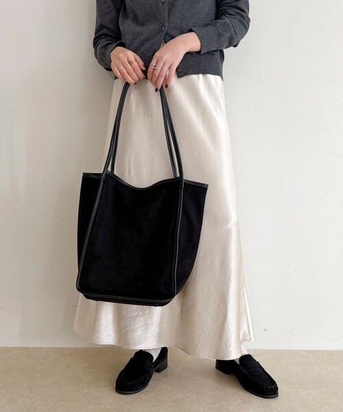 fredy emue(フレディエミュ)の「【VELETTO /ベロット】パイピングスエードトートポーチ付バッグ(トートバッグ・レディース・ブラウン/ブラック・FREE)」の9枚目の写真