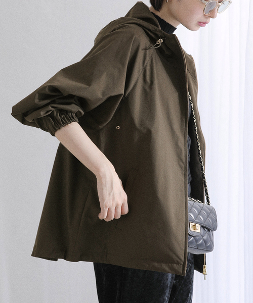 La TOTALITE（ラトータリテ）の「《WEB限定》【洗える】フードマウンテンパーカー（マウンテンパーカー・レディース・ブラック/カーキ・38/36）」の2枚目の写真