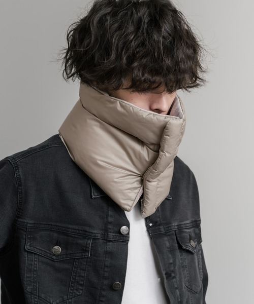 THE NORTH FACE(ザノースフェイス)の「THE NORTH FACE NUPTSE NECK WARMER ワンポイントロゴヌプシネックウォーマー/スヌード(ネックウォーマー/スヌード・メンズ・ブラック/グレー/ベージュ・FREE)」の17枚目の写真