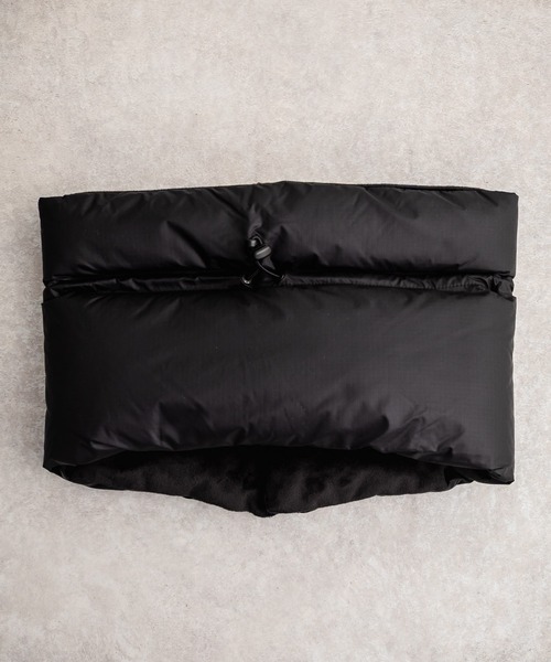 THE NORTH FACE(ザノースフェイス)の「THE NORTH FACE NUPTSE NECK WARMER ワンポイントロゴヌプシネックウォーマー/スヌード(ネックウォーマー/スヌード・メンズ・ブラック/グレー/ベージュ・FREE)」の20枚目の写真