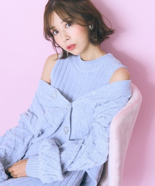 marun（マルン）の「＜大きいサイズ＞ハート柄編モールカーディガン　marun（カーディガン/ボレロ・レディース・グレー/ネイビー・L/5L/4L/3L/LL）」の14枚目の写真