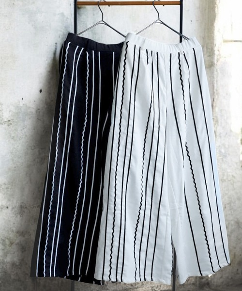 antiqua(アンティカ)の「刺繍ラインワイドパンツ(その他パンツ・レディース・ブラック系その他/ホワイト系その他・MEDIUM/LARGE)」の21枚目の写真