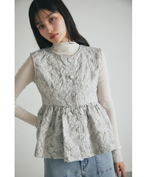 &. NOSTALGIA(アンドドットノスタルジア)の「【ZOZO限定】ジャガードジレ(ベスト・レディース・ブラック/アイボリー/グレー・M)」の8枚目の写真