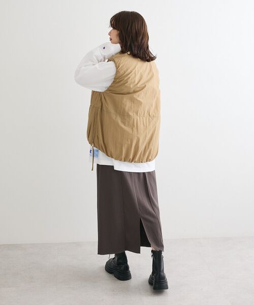 Green　Parks（グリーンパークス）の「サイドZIP中綿コクーンベスト（ベスト・レディース・ブラック/ボルドー/ベージュ・FREE）」の6枚目の写真