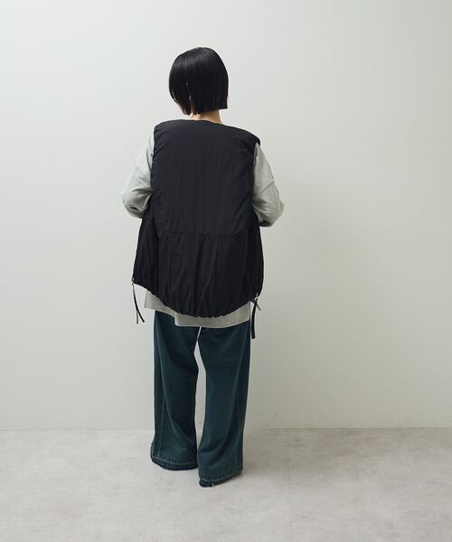 Green　Parks（グリーンパークス）の「サイドZIP中綿コクーンベスト（ベスト・レディース・ブラック/ボルドー/ベージュ・FREE）」の12枚目の写真