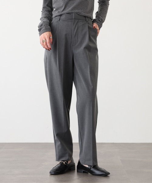 OMNES（オムネス）の「TRストレッチ タックパンツ（スラックス・レディース・ブラック/グレー/ベージュ・L/M）」の3枚目の写真