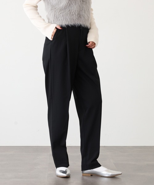 OMNES(オムネス)の「TRストレッチ タックパンツ(スラックス・レディース・ブラック/グレー/ベージュ・L/M)」の20枚目の写真