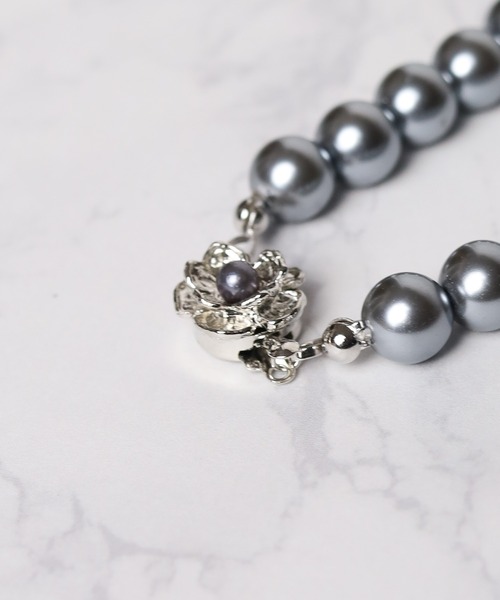 ARCHIVER(アーカイバ)の「【RES】8ミリガラスパールネックレス(ネックレス・レディース・ホワイト/グレー・LARGE/MEDIUM)」の6枚目の写真