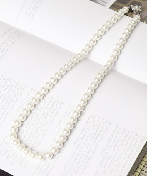 ARCHIVER(アーカイバ)の「【RES】8ミリガラスパールネックレス(ネックレス・レディース・ホワイト/グレー・LARGE/MEDIUM)」の13枚目の写真