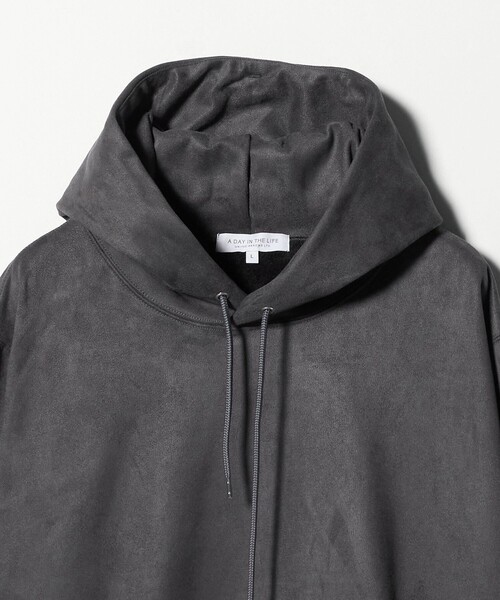A DAY IN THE LIFE UNITED ARROWS(アデイインザライフユナイテッドアローズ)の「スエードライク リラックス パーカー<A DAY IN THE LIFE>(パーカー・メンズ・モカ/ダークグレー/ライトグレー・M/L)」の5枚目の写真