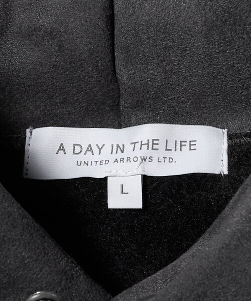 A DAY IN THE LIFE UNITED ARROWS(アデイインザライフユナイテッドアローズ)の「スエードライク リラックス パーカー<A DAY IN THE LIFE>(パーカー・メンズ・モカ/ダークグレー/ライトグレー・M/L)」の18枚目の写真