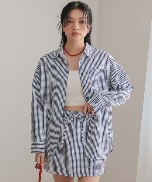 miette(ミエット)の「サッカーチェックシャツスカートセット(セットアップ・レディース・ネイビー/オフホワイト/ライトブルー/ライトベージュ・L/M/S)」の6枚目の写真