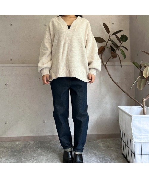 amini(アミニ)の「ディープVネックニットプルオーバー(ニット/セーター・レディース・チャコールグレー/ピンク/ベージュ/アイボリー・FREE)」の19枚目の写真