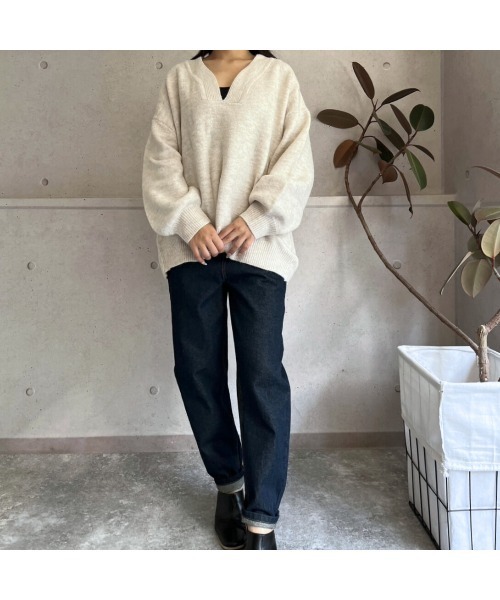 amini(アミニ)の「ディープVネックニットプルオーバー(ニット/セーター・レディース・チャコールグレー/ピンク/ベージュ/アイボリー・FREE)」の20枚目の写真