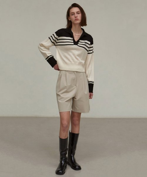 NICK&NICOLE(ニックアンドニコール)の「TWO PINTUCK BERMUDA PANTS_LIGHT BEIGE(その他パンツ・レディース・その他・LARGE/MEDIUM/SMALL)」の5枚目の写真