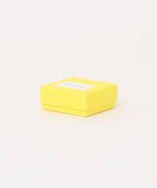 MARC JACOBS(マークジェイコブス)の「DAISY PAVE STUD EARRINGS/ザ デイジー パヴェ スタッド ピアス(ピアス(両耳用)・レディース・グレー系その他・ONE SIZE)」の4枚目の写真